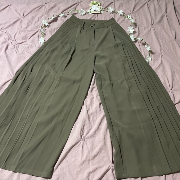 Stunning Pleated Wide-Leg Pants Elegant Sexy NWT Commense LAST CALL! - Picture 11 of 14
